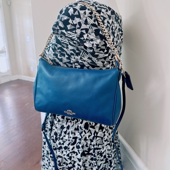 Coach CARRIE CROSSBODY IN PEBBLE LEATHER/shoulder bag /NWT - Picture 11 of 12